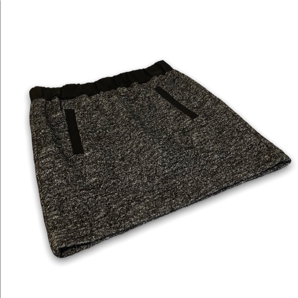 Loft Petite wool skirt - Picture 3 of 9